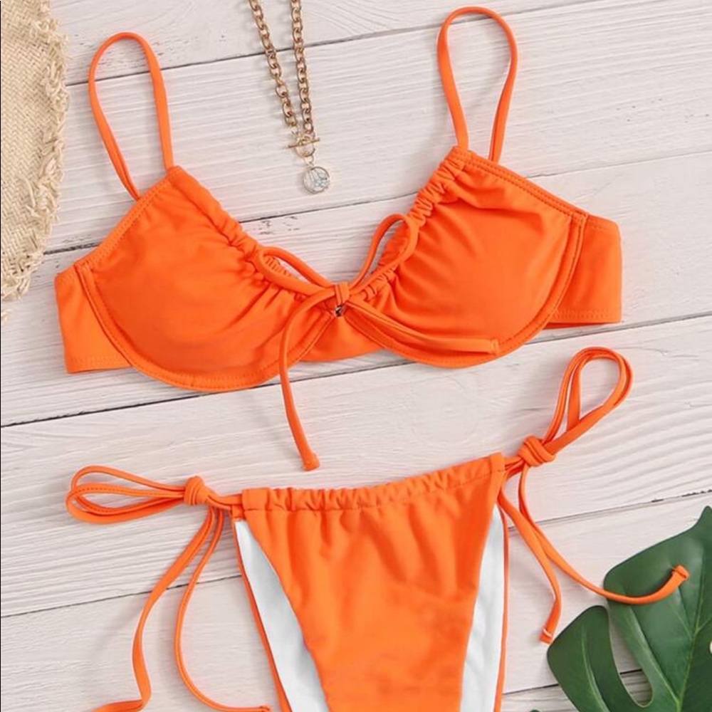 Bright orange set